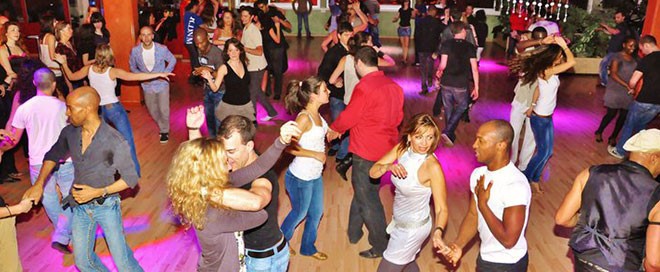 Comment danser le Semba